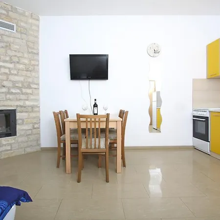 Apartments Jasmina Novaglia Esterno foto