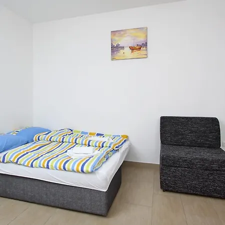 Apartments Jasmina Novaglia Esterno foto