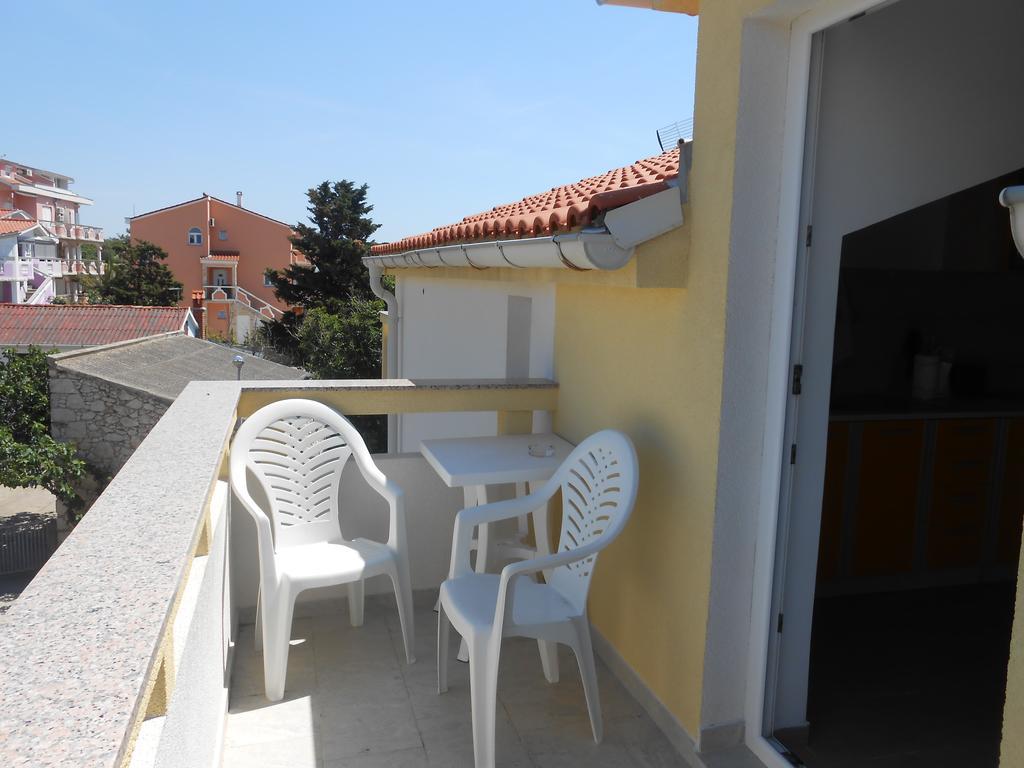 Apartment Jasmina Novalja